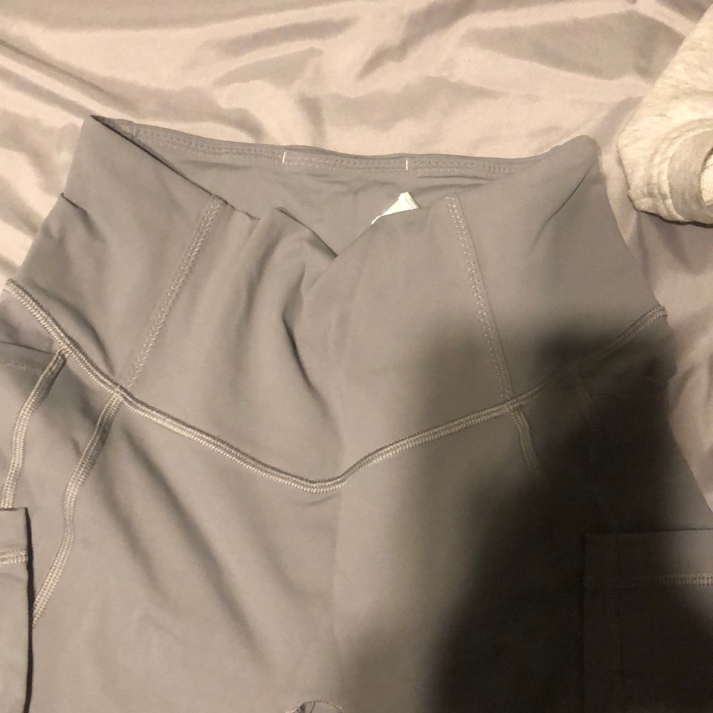 Lululemon ATRP slate gray